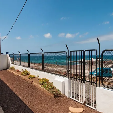 At Volcanic Natural Pools By Villagrancanaria Tatil Evi *