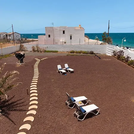 At Volcanic Natural Pools By Villagrancanaria Tatil Evi